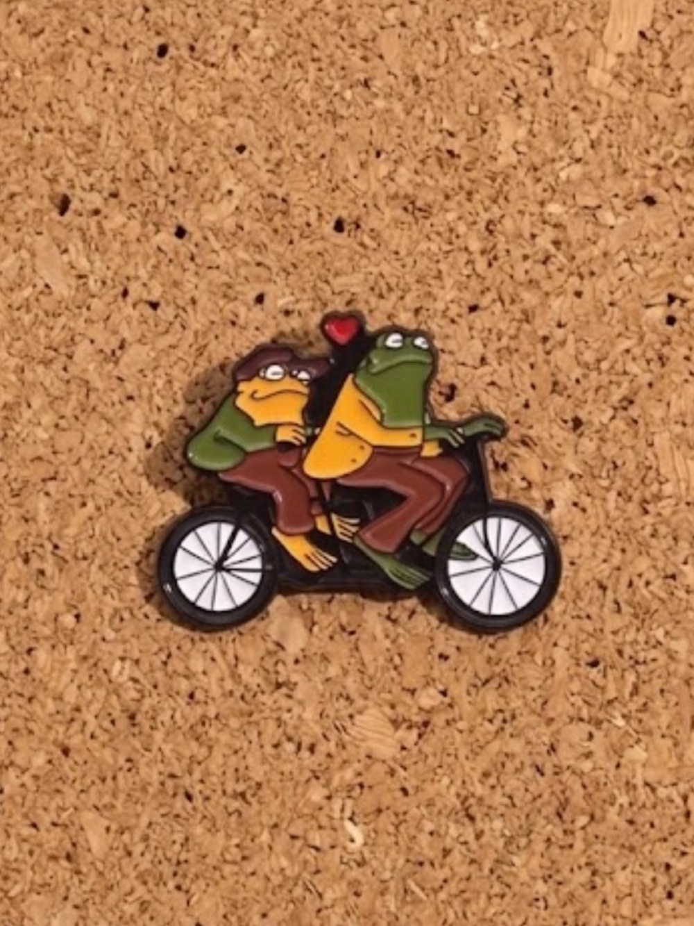 🔥3/$12 - Enamel Pin - Frog & Toad